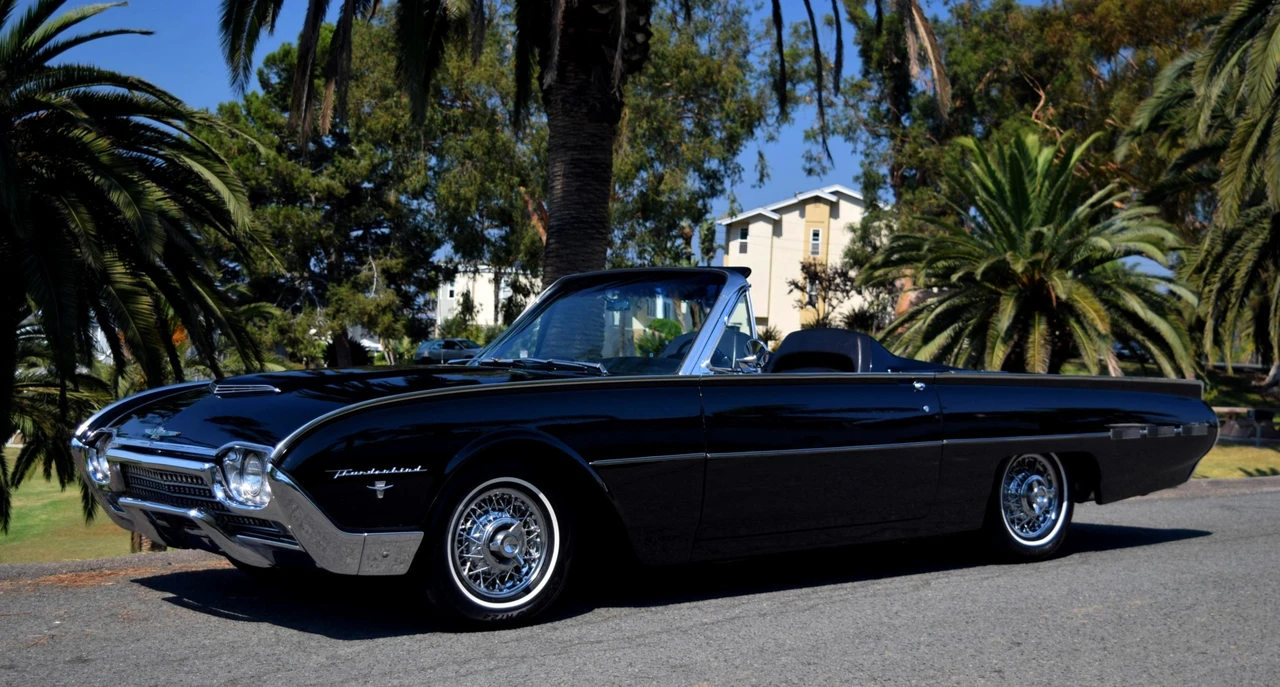1962 Ford Thunderbird 3rd Gen - Image 7 of 31
