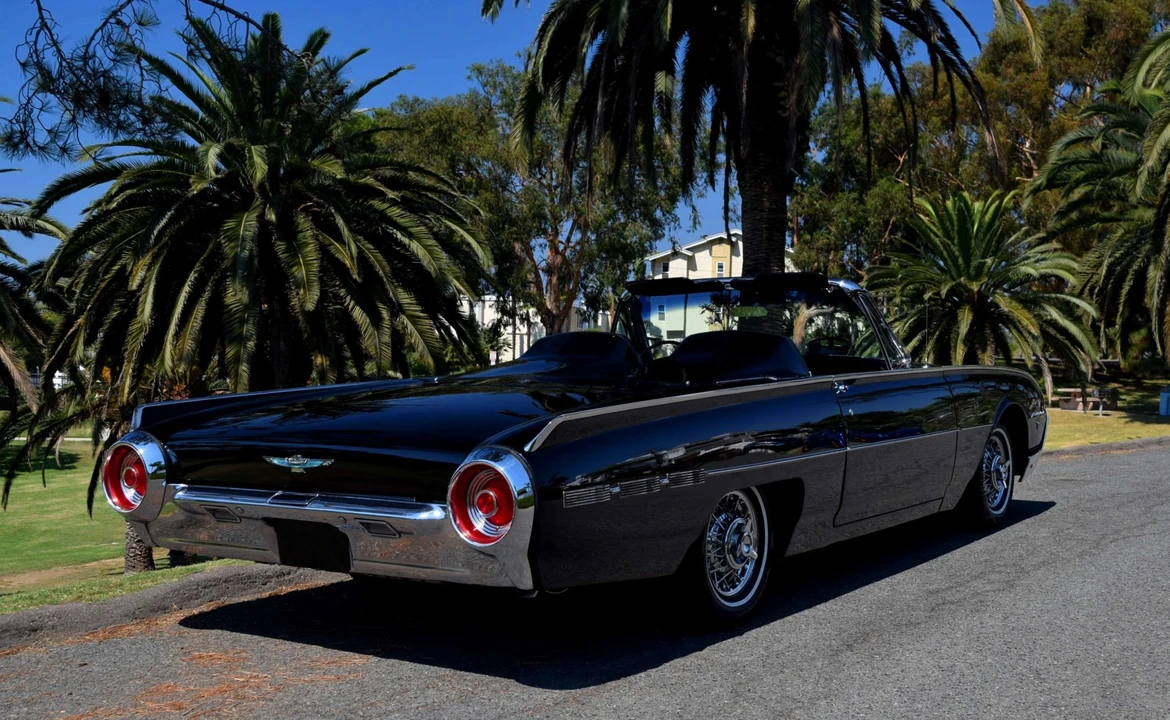 1962 Ford Thunderbird 3rd Gen - Image 17 of 31