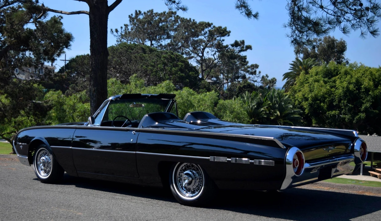 1962 Ford Thunderbird 3rd Gen - Image 10 of 31