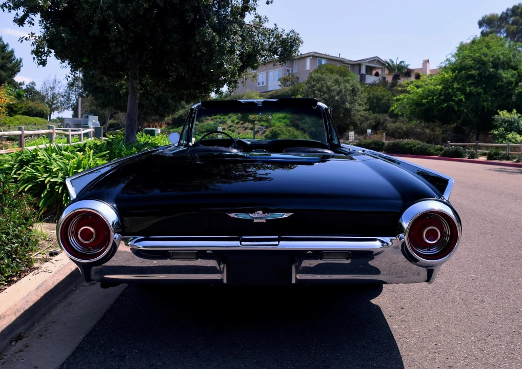 1962 Ford Thunderbird 3rd Gen - Image 14 of 31