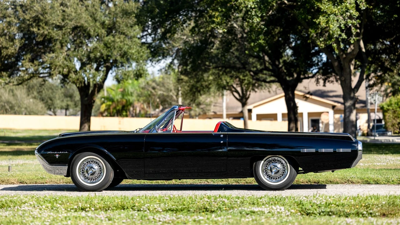 1962 Ford Thunderbird 3rd Gen - Image 3 of 31