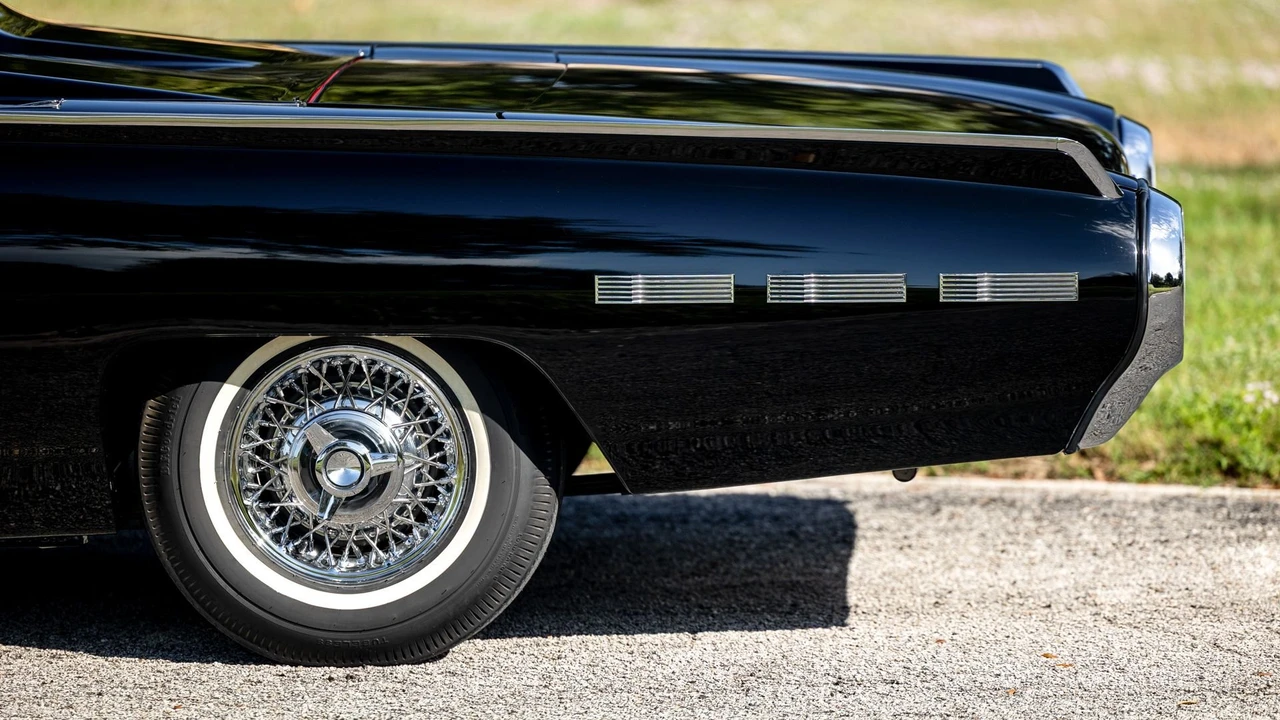 1962 Ford Thunderbird 3rd Gen - Image 23 of 31