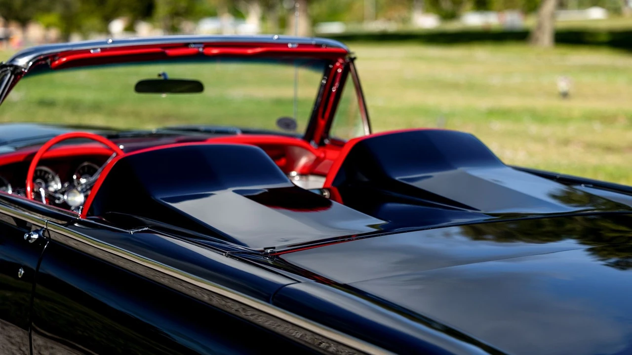 1962 Ford Thunderbird 3rd Gen - Image 26 of 31