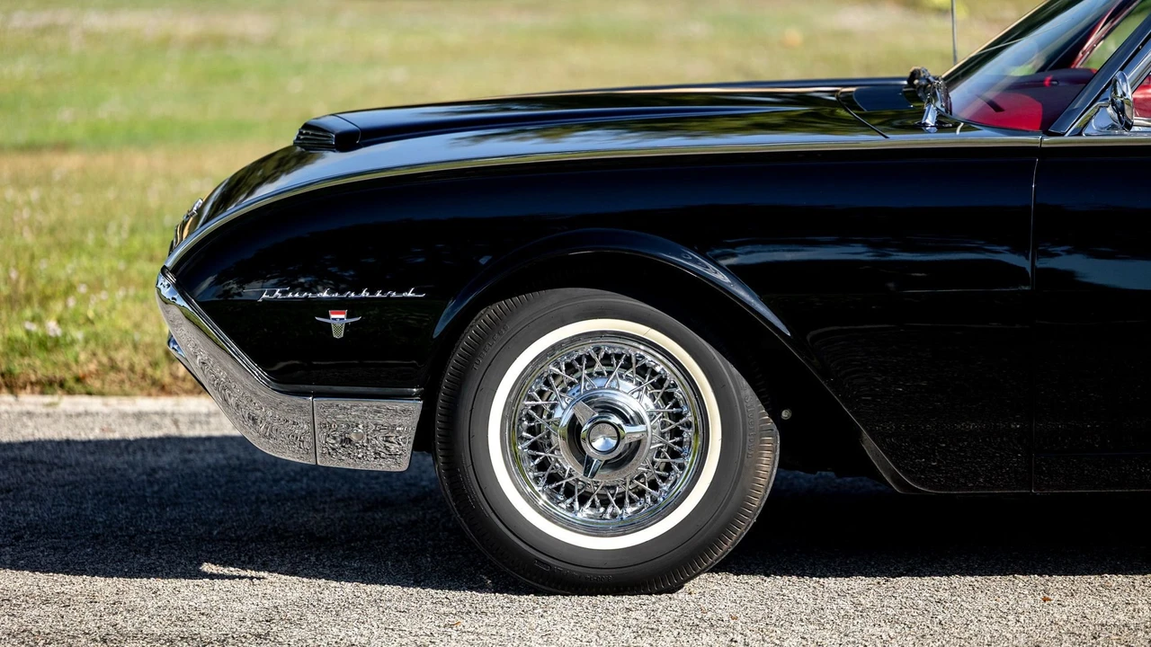 1962 Ford Thunderbird 3rd Gen - Image 22 of 31