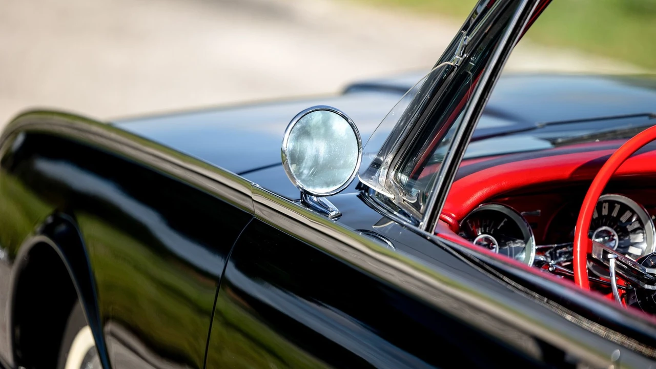 1962 Ford Thunderbird 3rd Gen - Image 30 of 31