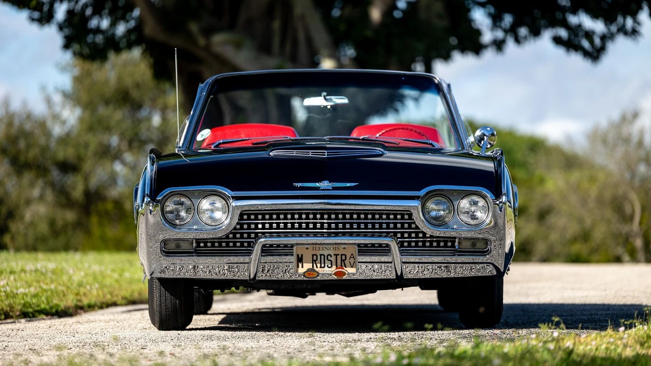 1962 Ford Thunderbird 3rd Gen - Image 2 of 31