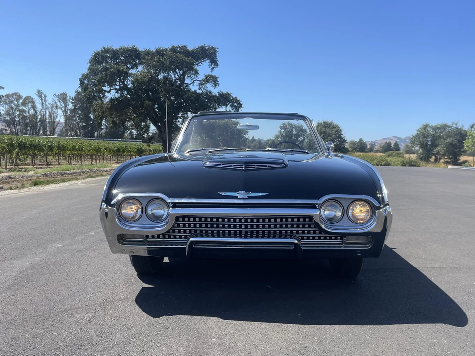 1962 Ford Thunderbird 3rd Gen - Image 7 of 31
