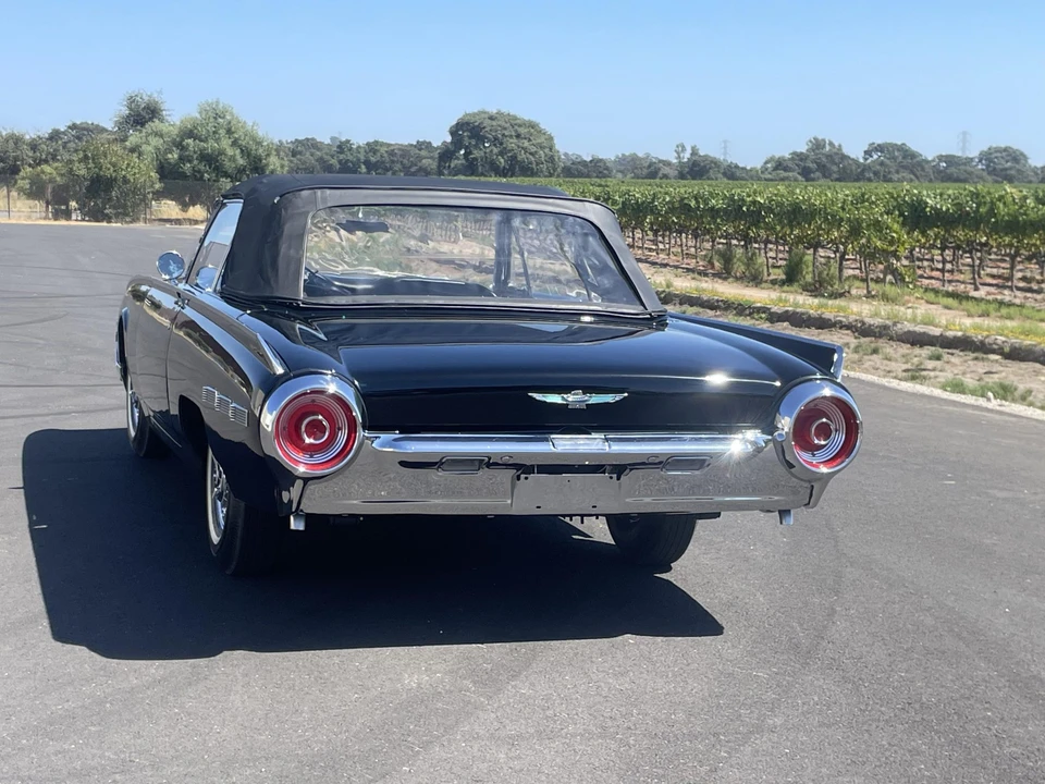1962 Ford Thunderbird 3rd Gen - Image 3 of 31