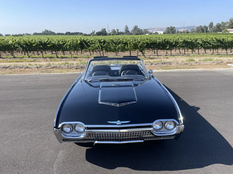 1962 Ford Thunderbird 3rd Gen - Image 19 of 31