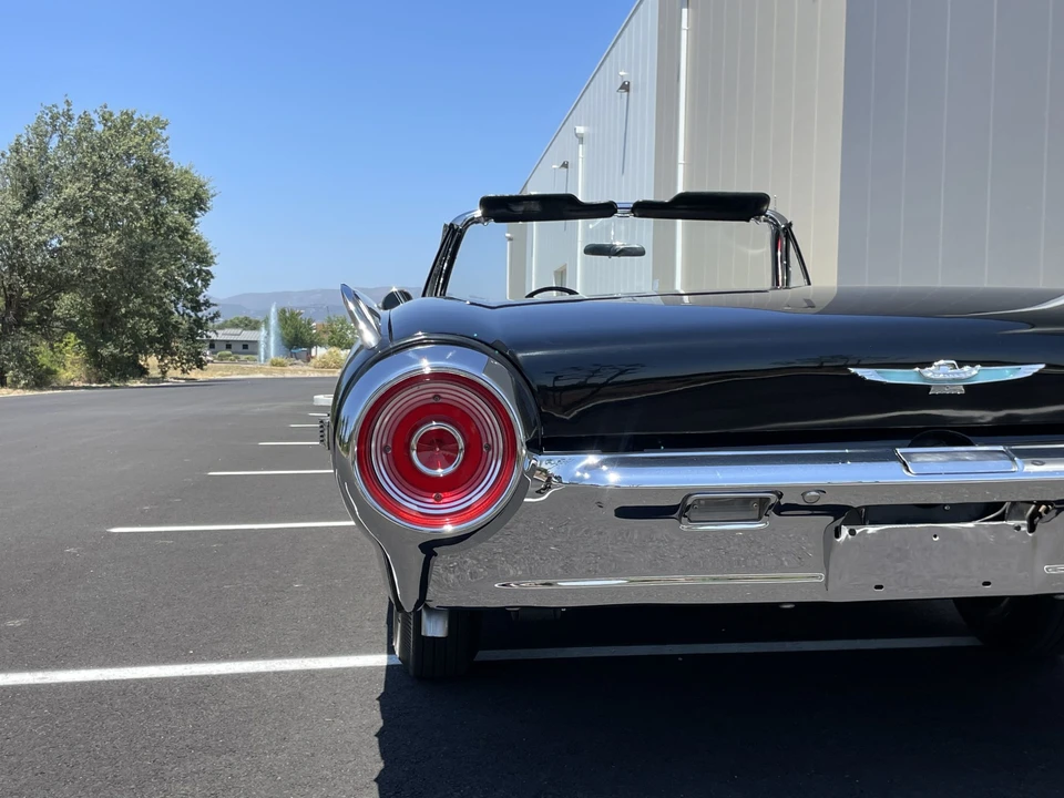 1962 Ford Thunderbird 3rd Gen - Image 31 of 31