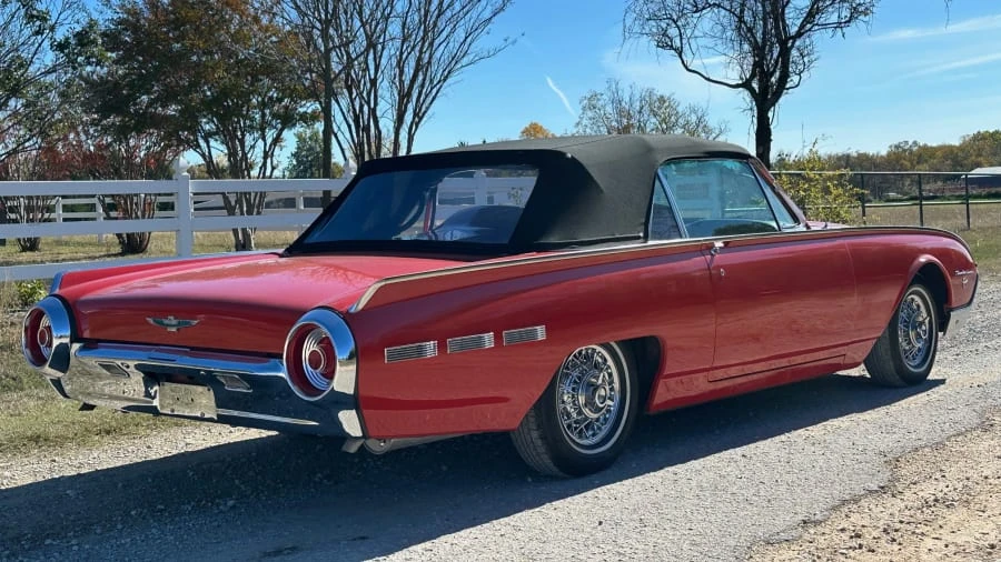 1962 Ford Thunderbird 3rd Gen - Image 3 of 8