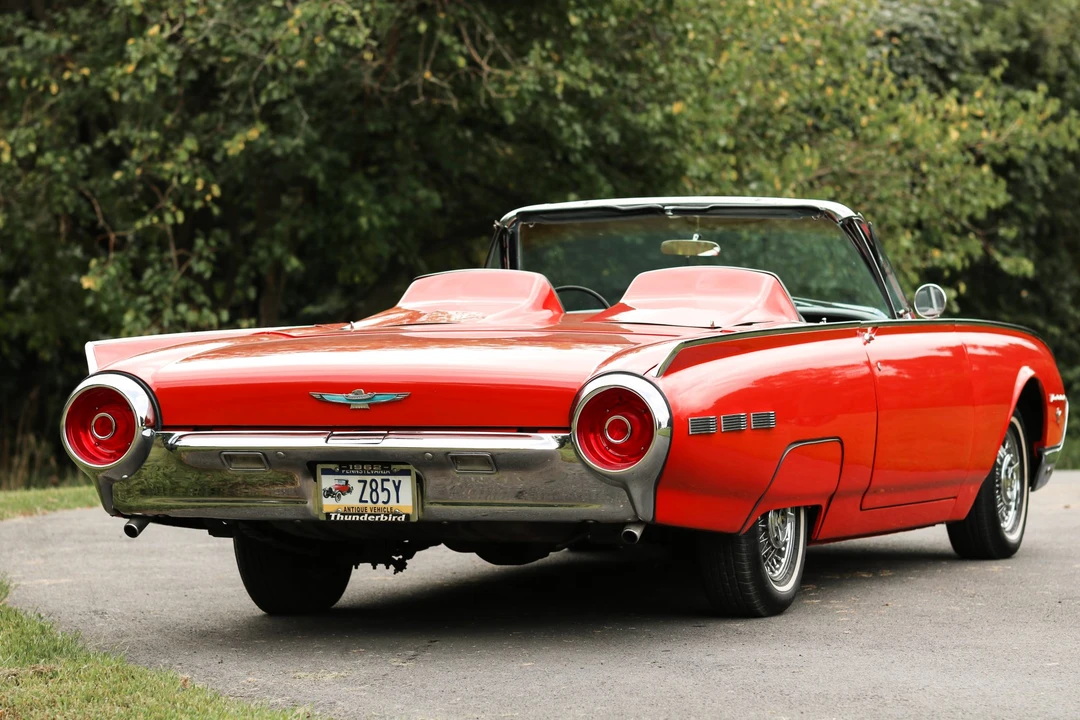 1962 Ford Thunderbird 3rd Gen - Image 10 of 31