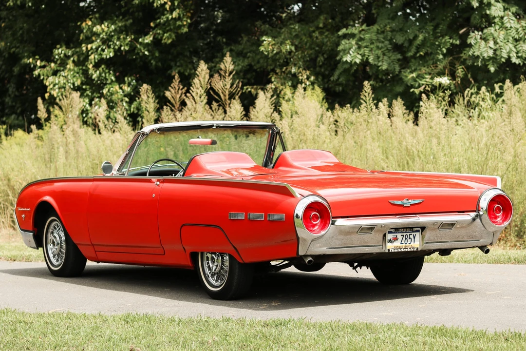1962 Ford Thunderbird 3rd Gen - Image 7 of 31