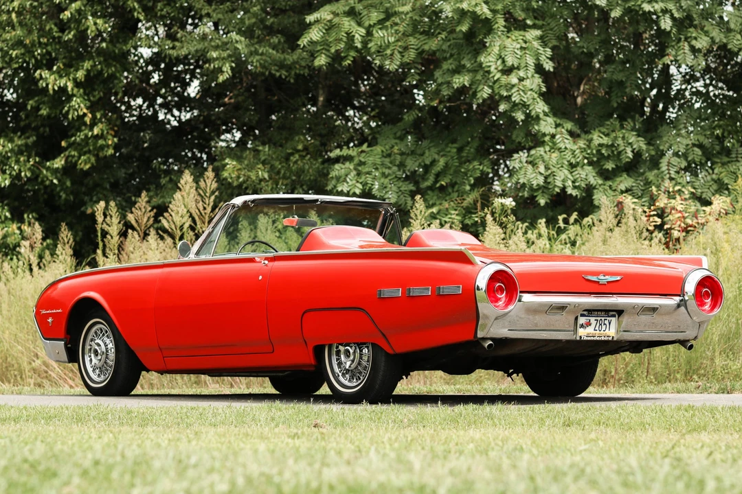 1962 Ford Thunderbird 3rd Gen - Image 6 of 31