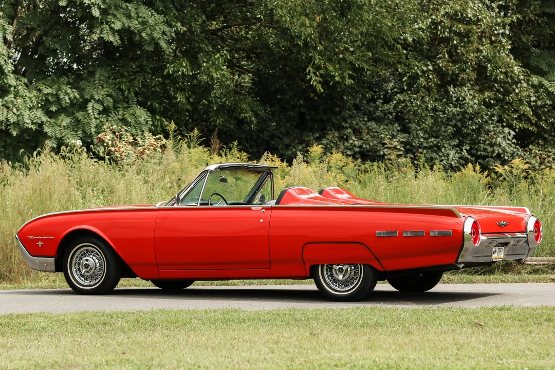 1962 Ford Thunderbird 3rd Gen - Image 5 of 31