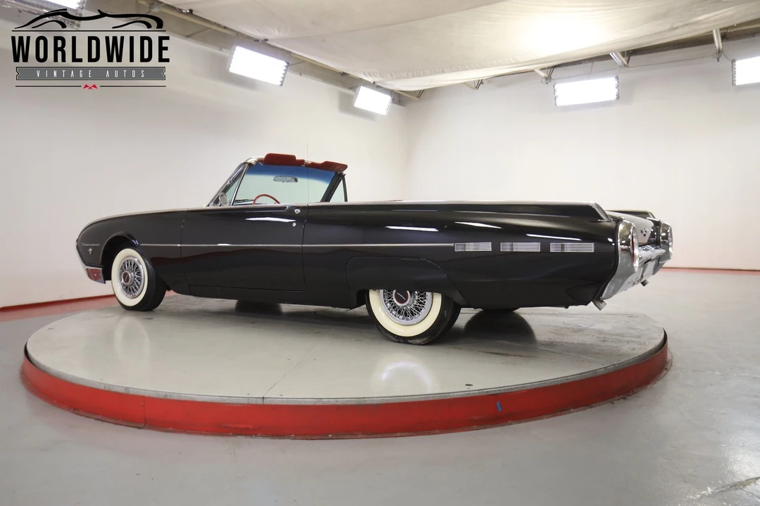 1962 Ford Thunderbird 3rd Gen - Image 5 of 12