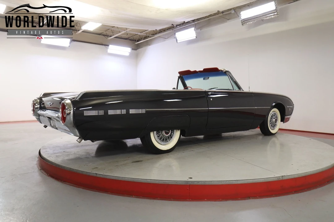 1962 Ford Thunderbird 3rd Gen - Image 6 of 12