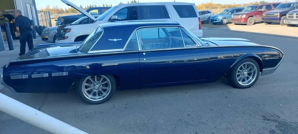 1962 Ford Thunderbird 3rd Gen - Image 3 of 11