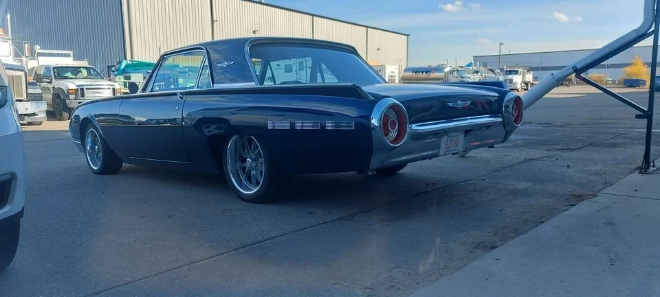 1962 Ford Thunderbird 3rd Gen - Image 9 of 11