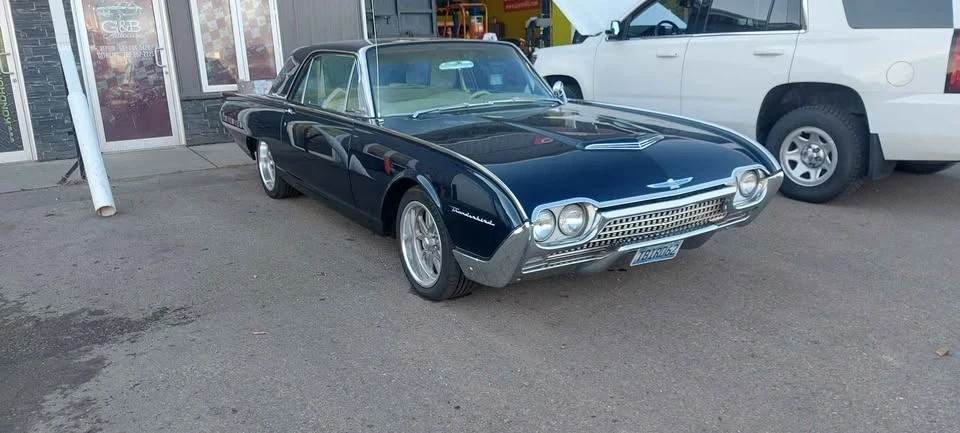 1962 Ford Thunderbird 3rd Gen - Image 2 of 11