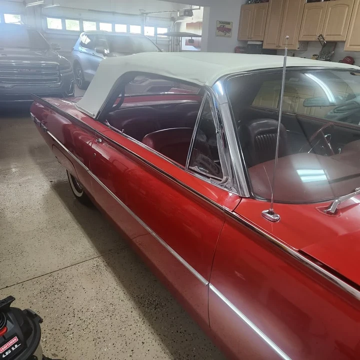 1962 Ford Thunderbird 3rd Gen - Image 11 of 14