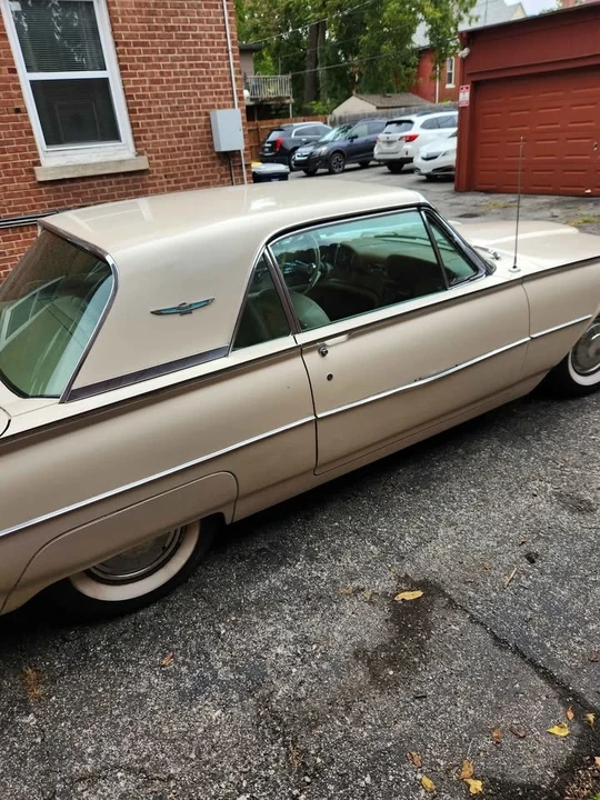 1962 Ford Thunderbird 3rd Gen - Image 2 of 7