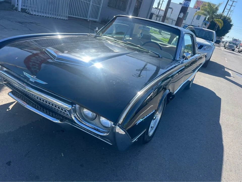 1962 Ford Thunderbird 3rd Gen - Image 4 of 8