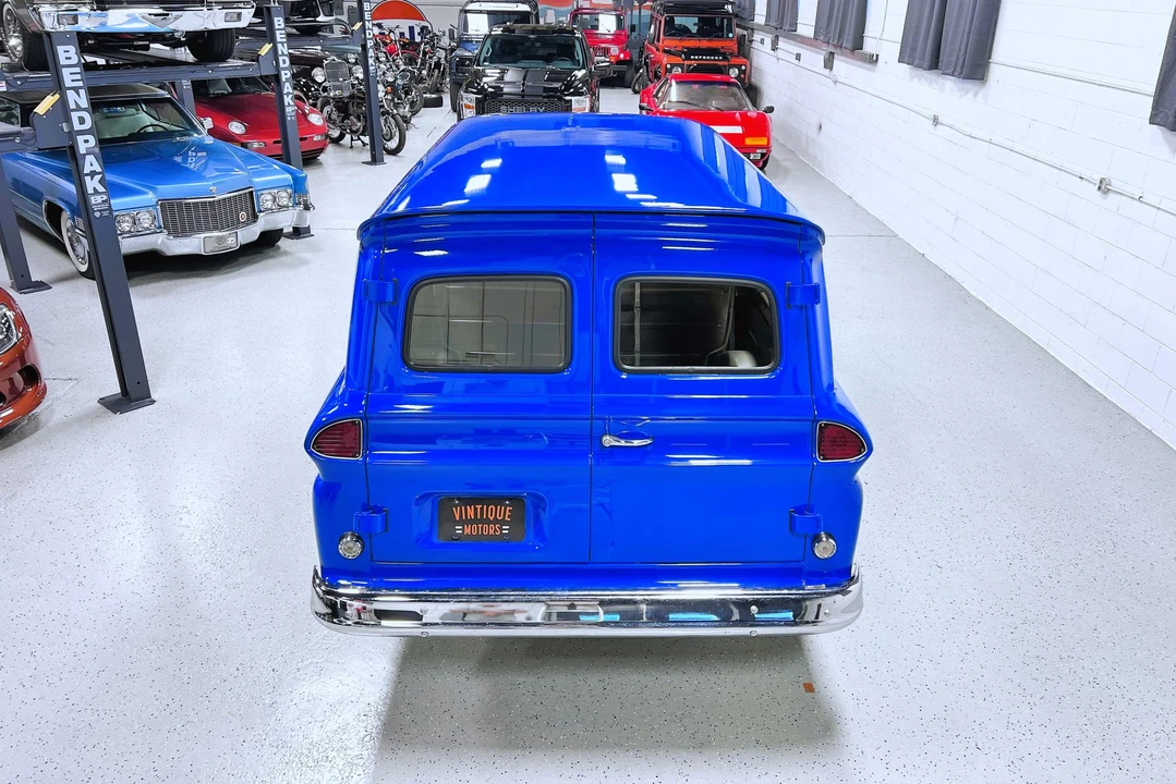 1962 GMC Suburban 5th Gen - Image 8 of 31