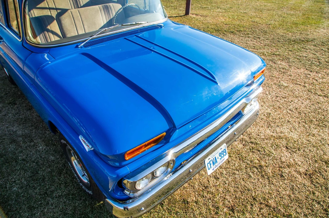 1962 GMC Suburban 5th Gen - Image 23 of 31