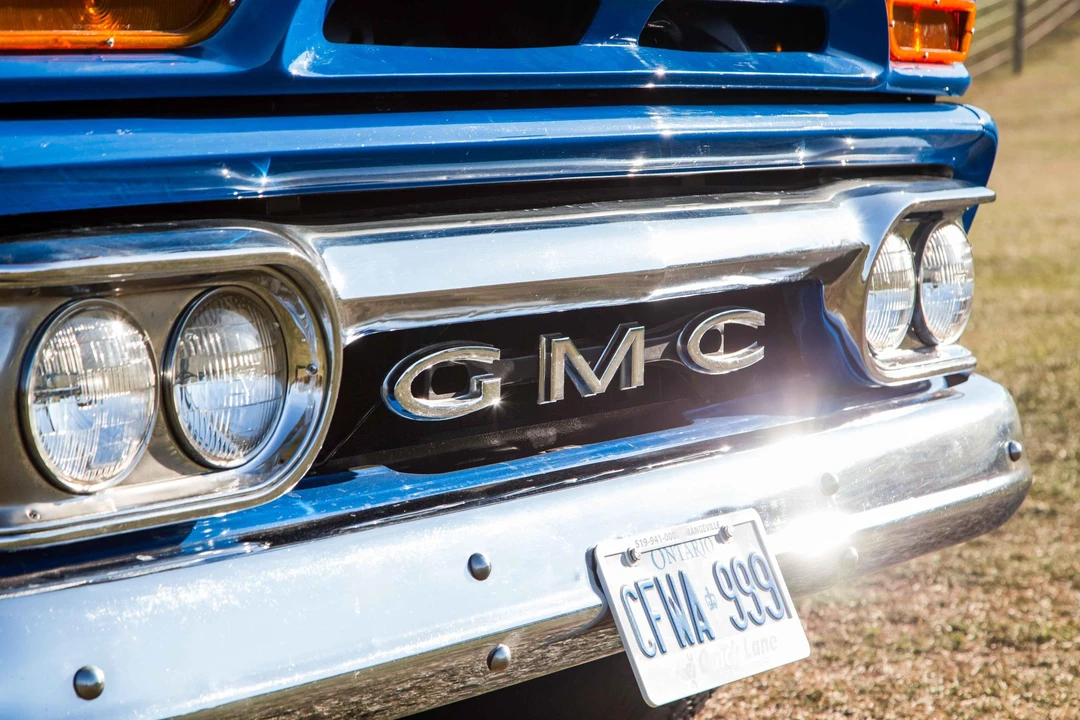 1962 GMC Suburban 5th Gen - Image 26 of 31