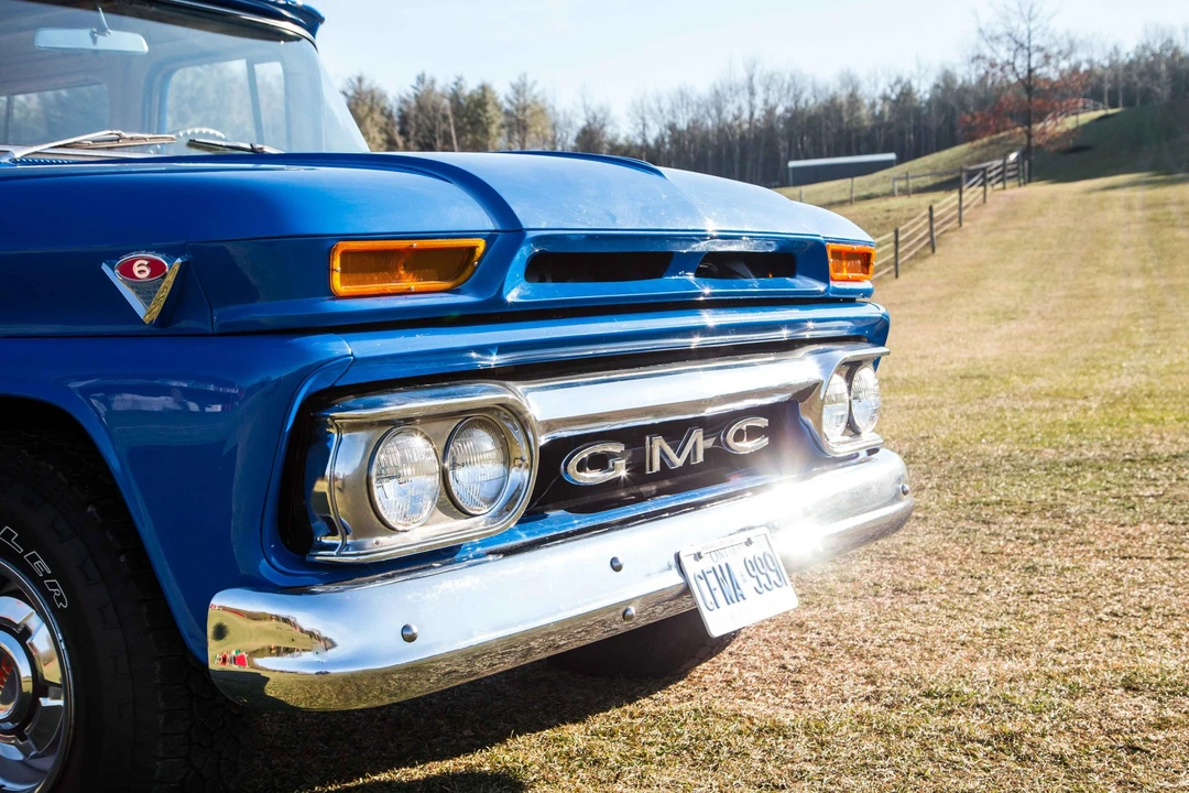 1962 GMC Suburban 5th Gen - Image 27 of 31