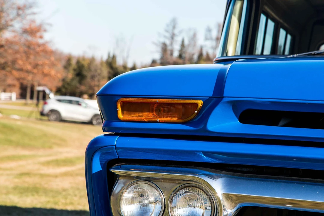 1962 GMC Suburban 5th Gen - Image 28 of 31
