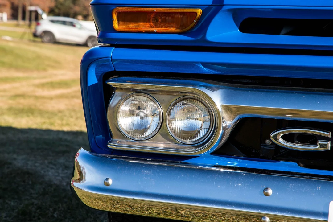 1962 GMC Suburban 5th Gen - Image 29 of 31