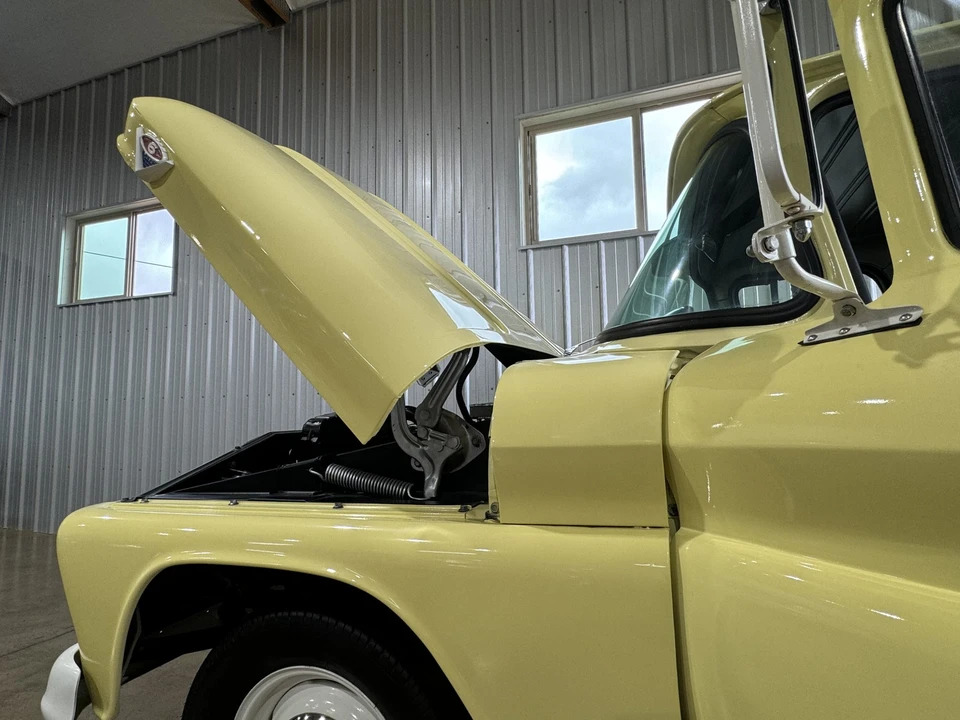 1962 GMC C/K 1st Gen - Image 28 of 31