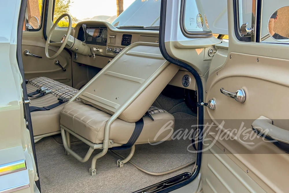 1962 GMC Suburban 5th Gen - Image 12 of 24