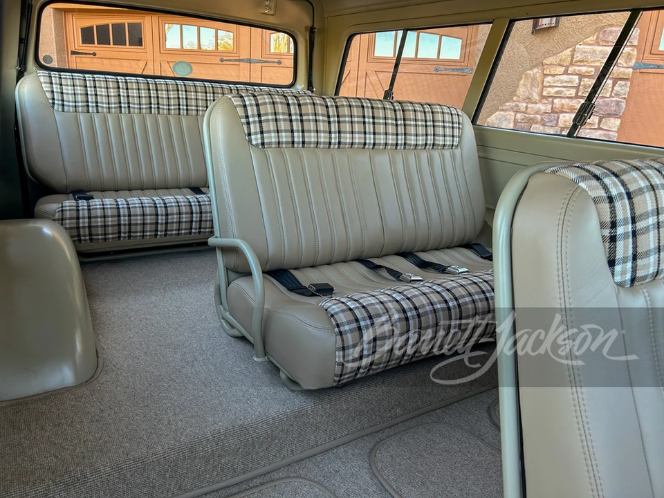 1962 GMC Suburban 5th Gen - Image 7 of 24