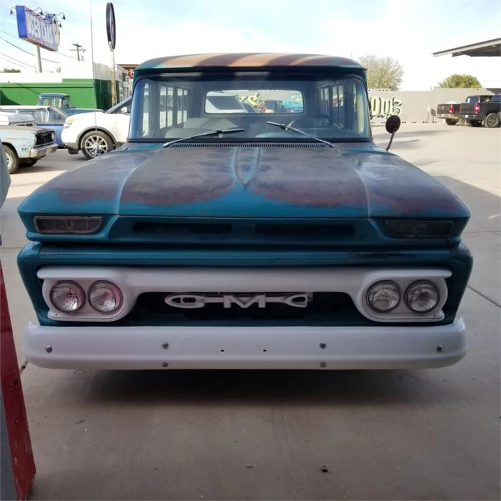 1962 GMC Suburban 5th Gen - Image 2 of 9