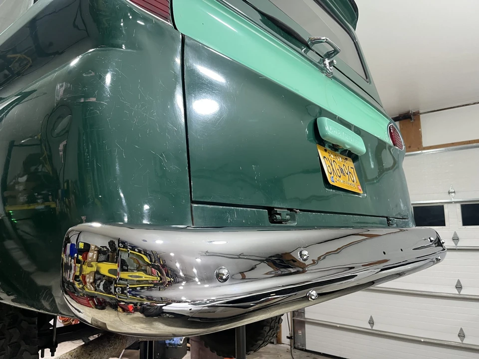 1962 GMC Suburban 5th Gen - Image 19 of 31
