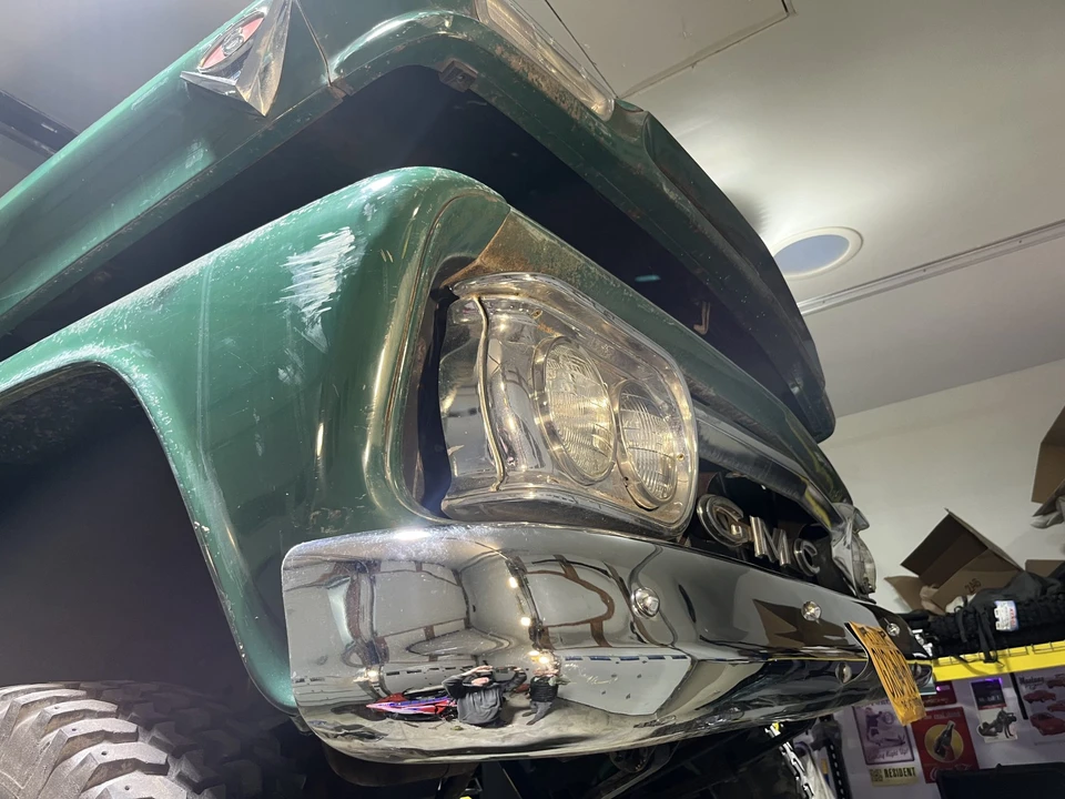 1962 GMC Suburban 5th Gen - Image 9 of 31