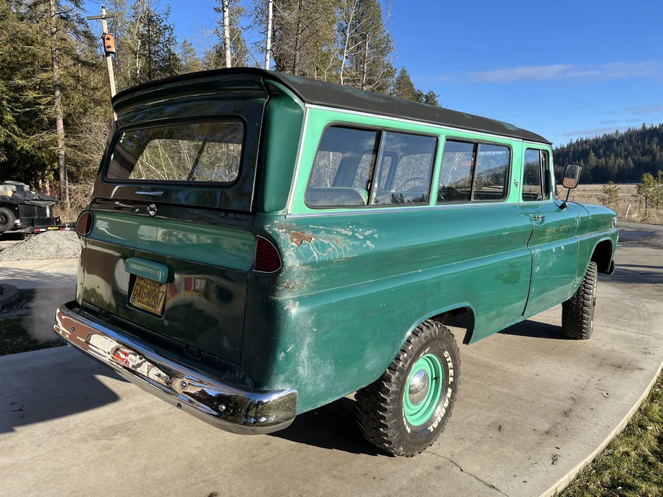 1962 GMC Suburban 5th Gen - Image 5 of 31