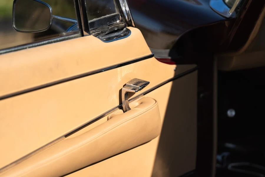 1962 Dual-Ghia - Image 25 of 31