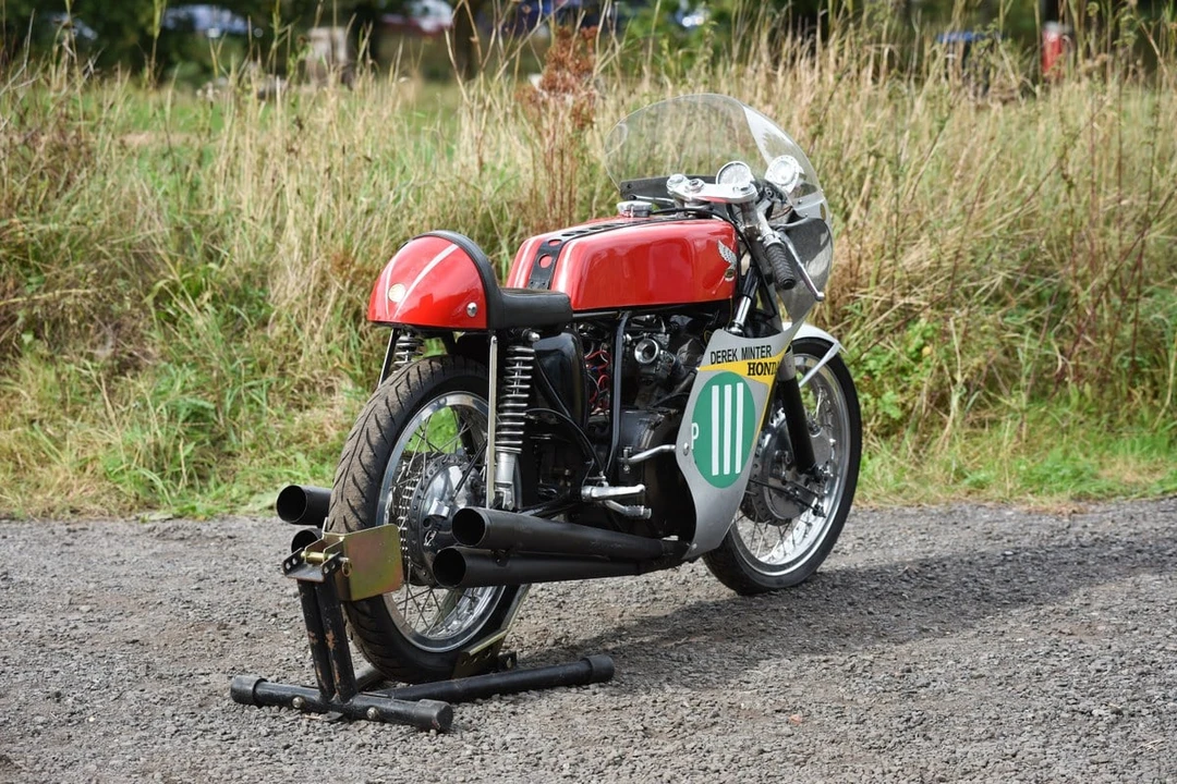 1962 Honda Motorcycles - Image 17 of 30