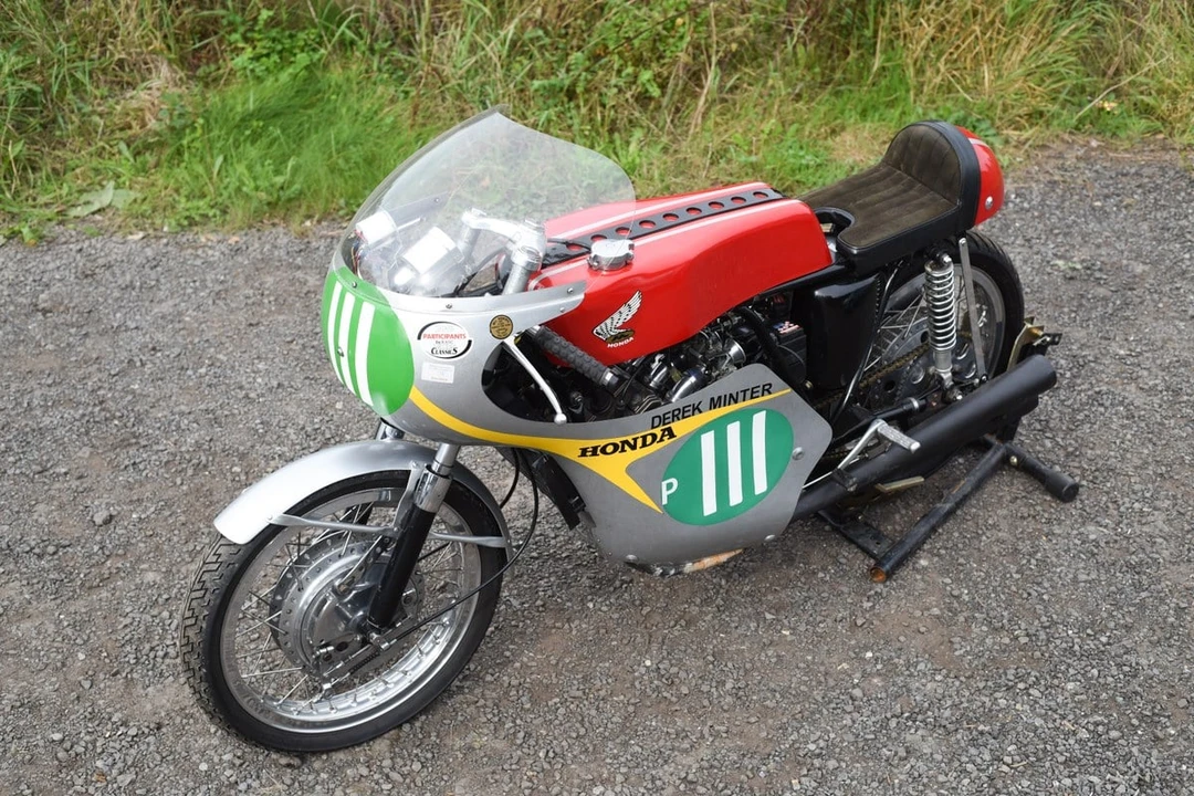1962 Honda Motorcycles - Image 7 of 30