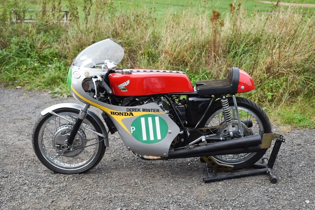 1962 Honda Motorcycles - Image 11 of 30