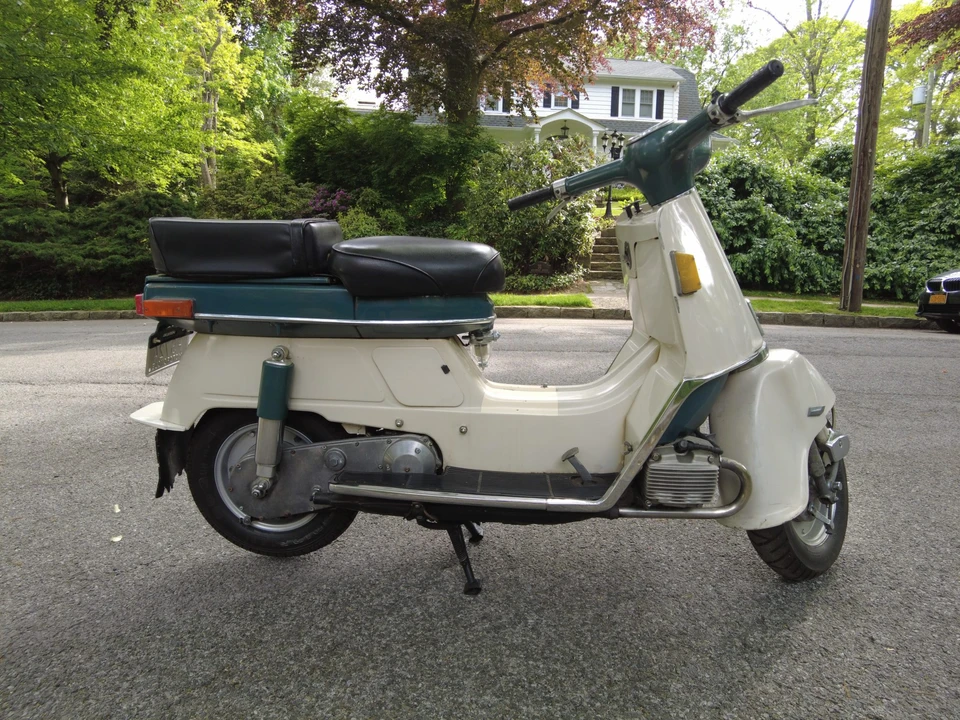 1962 Honda Motorcycles - Image 9 of 31