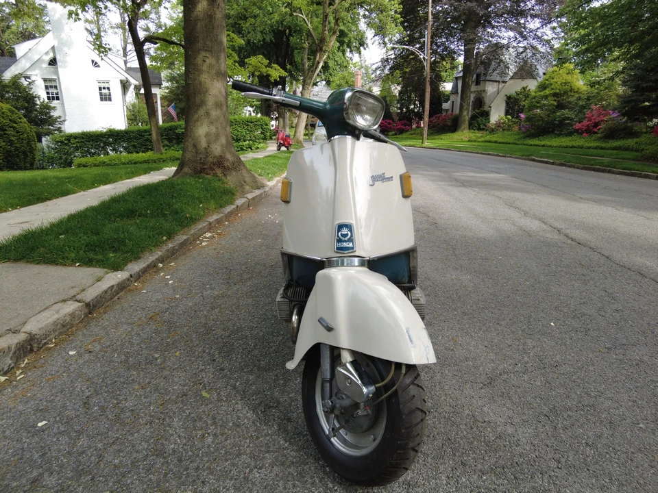 1962 Honda Motorcycles - Image 12 of 31