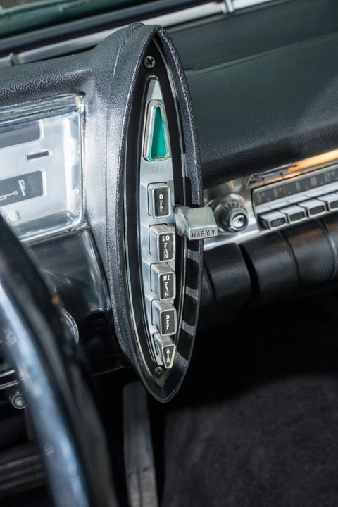 1962 Imperial Crown - Image 18 of 31