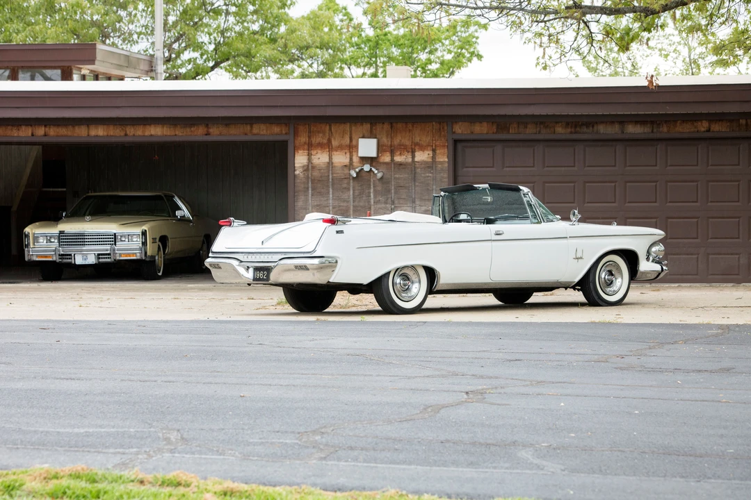 1962 Imperial Crown - Image 2 of 31