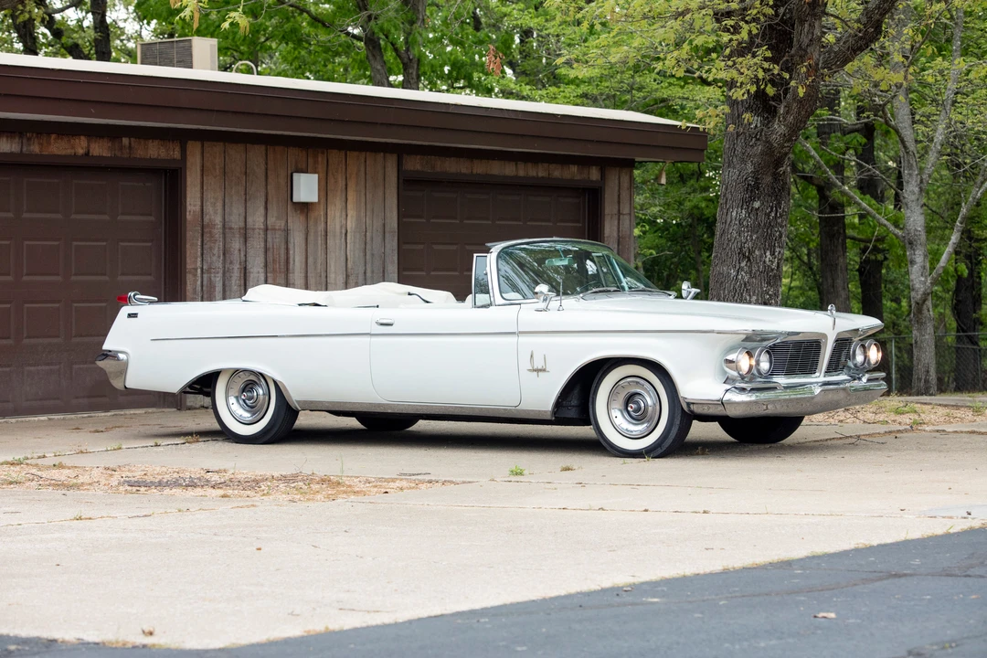 1962 Imperial Crown - Image 5 of 31