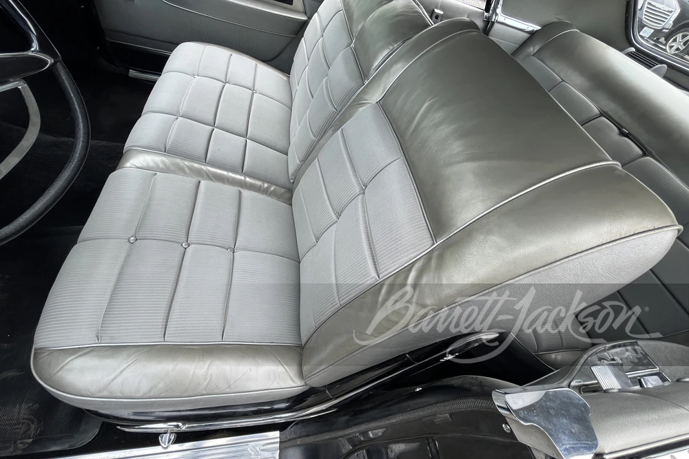 1962 Imperial LeBaron - Image 3 of 31